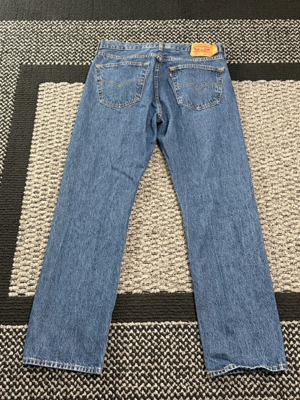 Levi’s 501 Jeans Men’s 36 Straight Leg Button Fly Classic Denim